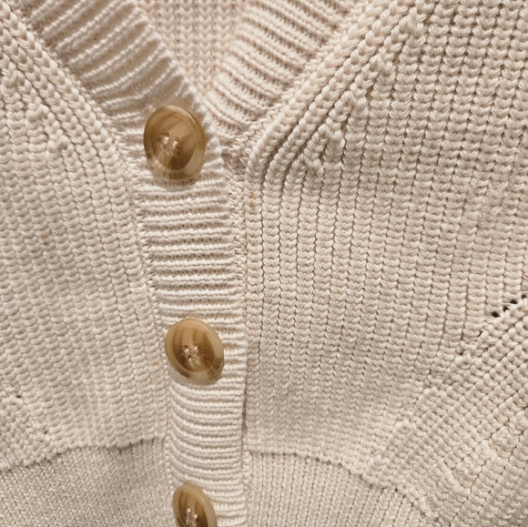 NWOT Z Supply Cream Tone Cropped Cardigan Extra Button; Pristine - Picture 5 of 9
